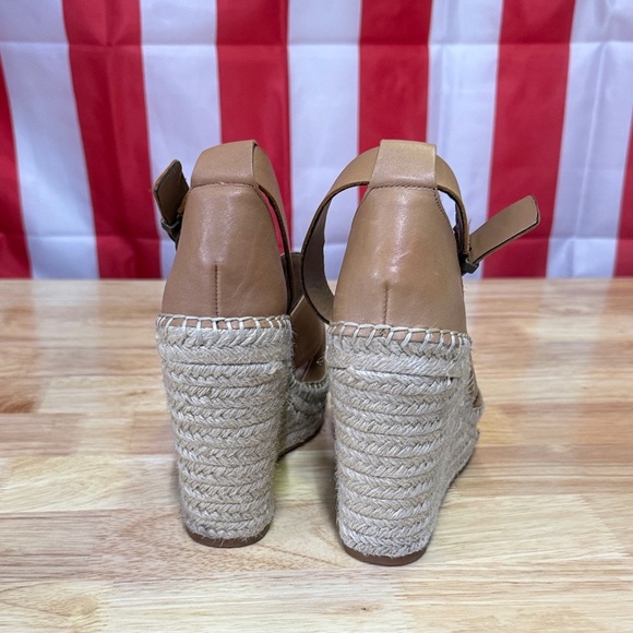 Treasure & Bond Tan Wedge Sandals - Picture 3 of 10